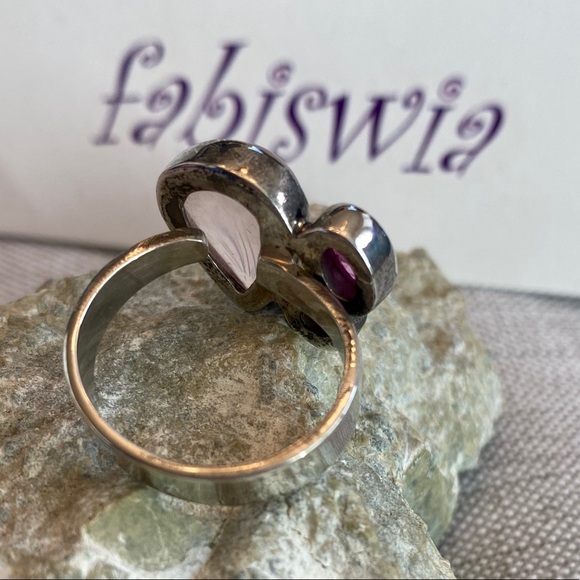 Ring - Picture 2 of 2